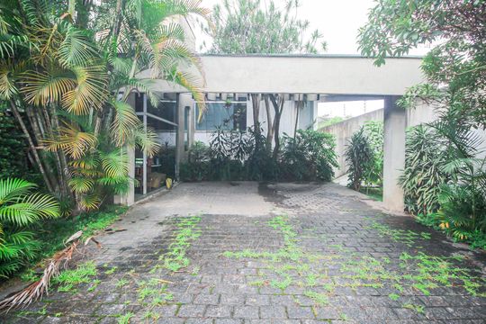 Garagem de casa à venda com 5 quartos, 776m² em Cidade Jardim, São Paulo