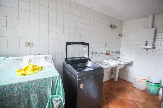 Área de Serviço de casa à venda com 5 quartos, 776m² em Cidade Jardim, São Paulo