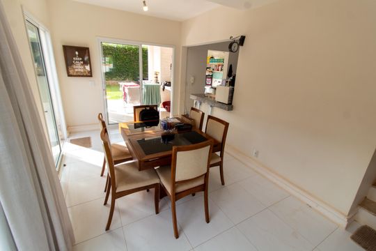 SALA DE JANTAR de casa de condomínio à venda com 2 quartos, 140m² em Parque Xangrilá, Campinas