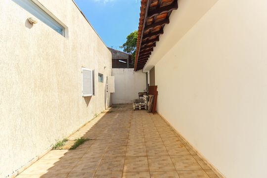 Área Externa de casa à venda com 3 quartos, 102m² em Parque Cruzeiro do Sul, São Paulo