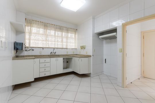 Apartamento à venda com 2 quartos, 230m² em Higienópolis, São Paulo