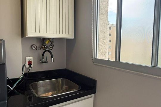 Área de serviço de apartamento à venda com 2 quartos, 49m² em Morro Santana, Porto Alegre