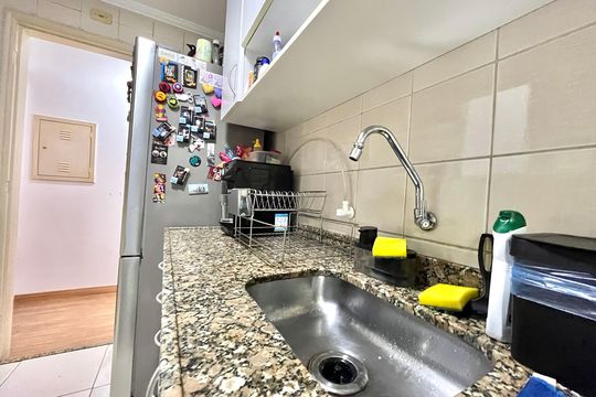 Cozinha de apartamento à venda com 3 quartos, 70m² em Vila Clementino, São Paulo