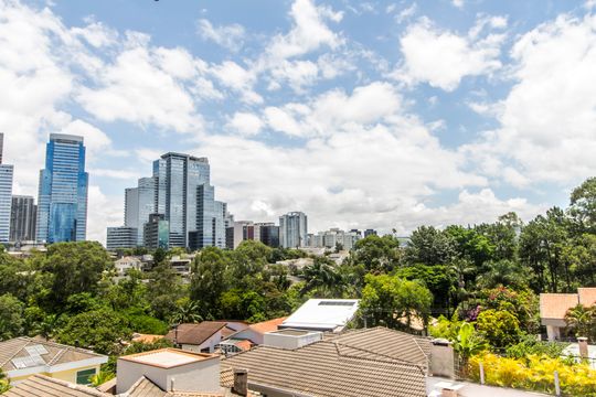 Vista da Suíte de casa de condomínio para alugar com 4 quartos, 440m² em Alphaville, Santana de Parnaíba