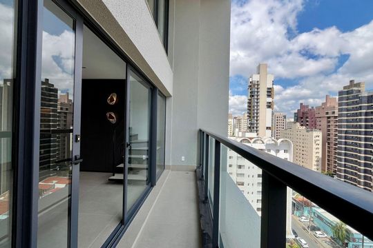 Sacada de apartamento à venda com 2 quartos, 130m² em Cambuí, Campinas