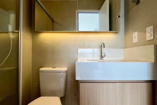 Banheiro da Suíte 1 de apartamento à venda com 2 quartos, 130m² em Cambuí, Campinas