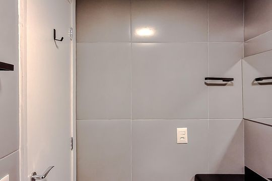Banheiro de kitnet/studio para alugar com 1 quarto, 36m² em Ipiranga, São Paulo