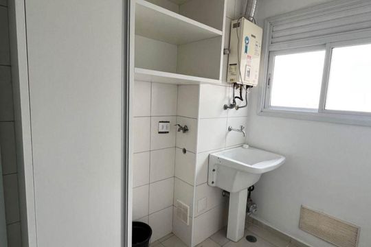 Área de serviço de apartamento para alugar com 2 quartos, 32m² em Vila Plana, São Paulo