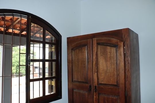 Casa para alugar com 4 quartos, 530m² em Jardim Santa Paula, Cotia