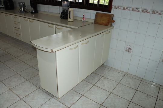 Casa para alugar com 4 quartos, 530m² em Jardim Santa Paula, Cotia