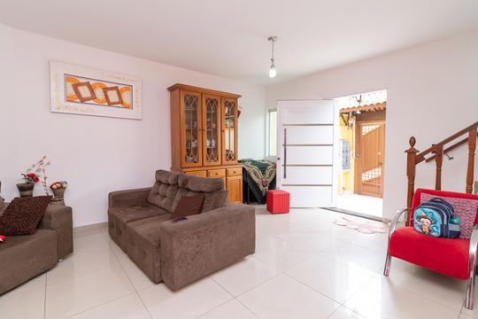 Sala de casa à venda com 4 quartos, 300m² em Jardim Eliane, São Paulo
