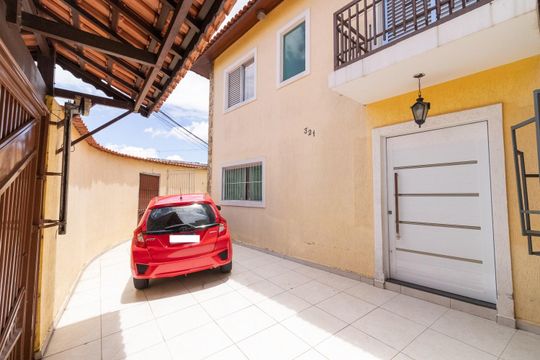 Garagem de casa à venda com 4 quartos, 300m² em Jardim Eliane, São Paulo