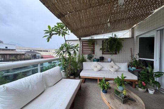 Varanda de apartamento à venda com 4 quartos, 157m² em Recreio dos Bandeirantes, Rio de Janeiro