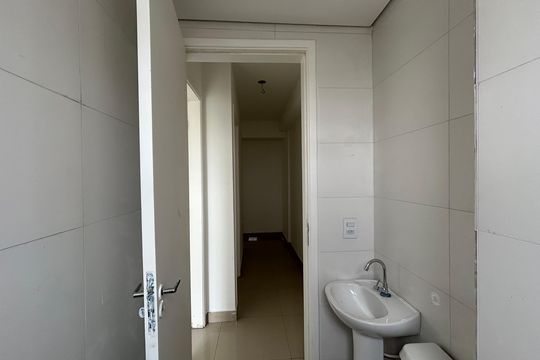 Banheiro de apartamento à venda com 2 quartos, 40m² em Piqueri, São Paulo