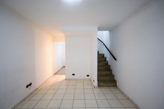 Casa de Condomínio para alugar com 3 quartos, 100m² em Jardim Marajoara, São Paulo