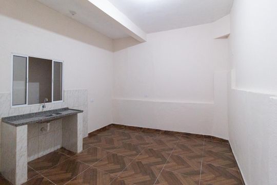 Kitnet de kitnet/studio para alugar com 1 quarto, 14m² em Vila Caldas, Carapicuíba