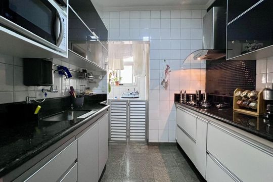 cozinha de apartamento à venda com 3 quartos, 170m² em Silveira, Belo Horizonte