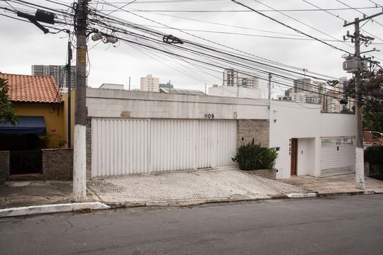 Fachada de casa à venda com 3 quartos, 370m² em Planalto Paulista, São Paulo