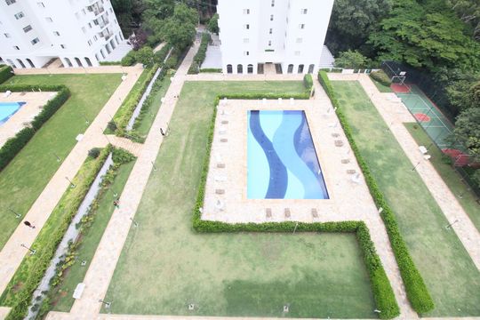 Vista Quarto 2 de apartamento à venda com 3 quartos, 75m² em Vila Suzana, São Paulo