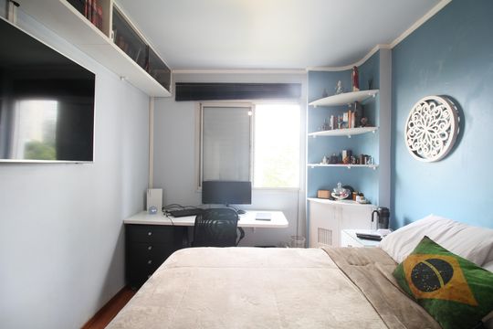 Quarto 1 de apartamento à venda com 3 quartos, 75m² em Vila Suzana, São Paulo