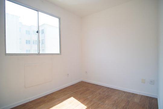 Quarto 2 de apartamento à venda com 2 quartos, 42m² em Santos Dumont, São Leopoldo