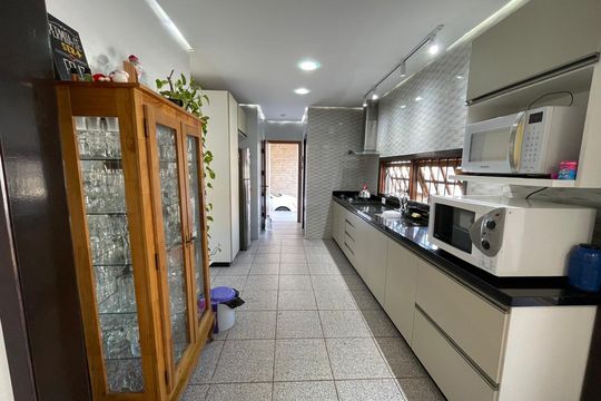 Casa à venda com 3 quartos, 248m² em Ouro Branco, Novo Hamburgo