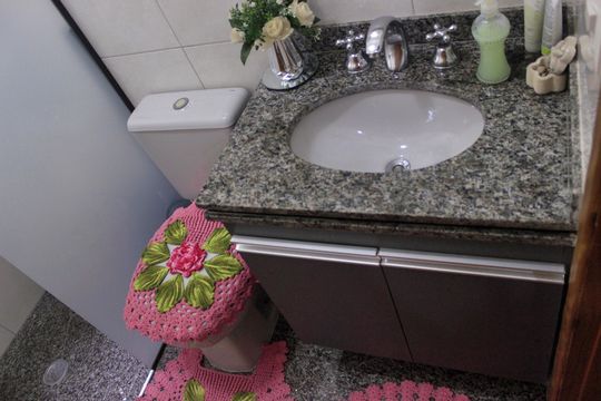 Banheiro social  de casa à venda com 4 quartos, 219m² em Vila Sao Judas Tadeu, Guarulhos