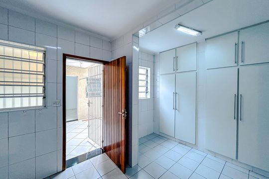 Cozinha de casa de condomínio à venda com 4 quartos, 108m² em Cidade Mãe do Céu, São Paulo