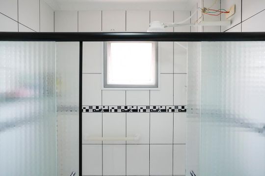 Banheiro de apartamento à venda com 3 quartos, 80m² em Rudge Ramos, São Bernardo do Campo