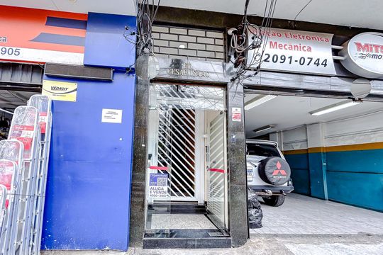 Fachada com Plaquinha de apartamento à venda com 2 quartos, 72m² em Tatuapé, São Paulo
