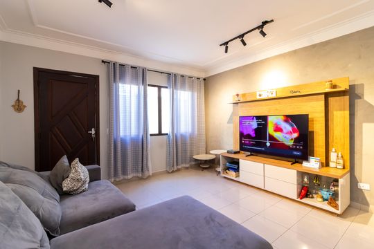 Casa de Condomínio à venda com 3 quartos, 200m² em Conjunto Residencial Santa Terezinha, São Paulo