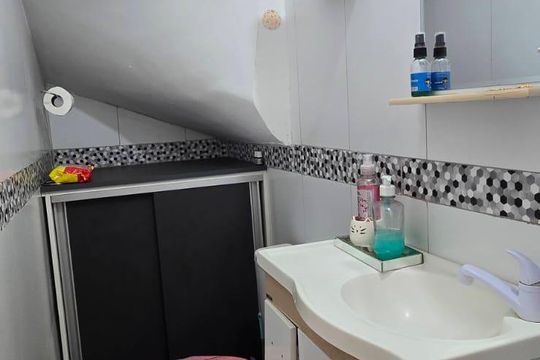 Banheiro de casa à venda com 2 quartos, 91m² em Jardim Monte Alegre, Taboão da Serra