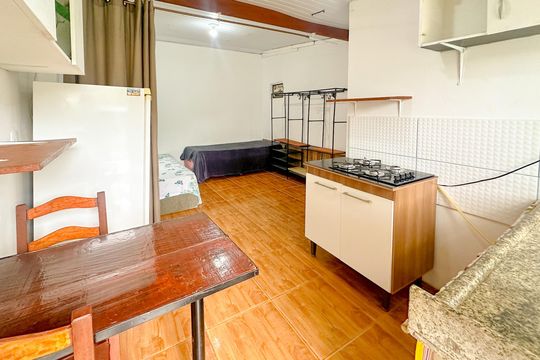 Sala/Cozinha de apartamento para alugar com 1 quarto, 30m² em Ingleses do Rio Vermelho, Florianópolis