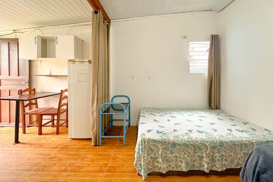 Quarto  de apartamento para alugar com 1 quarto, 30m² em Ingleses do Rio Vermelho, Florianópolis