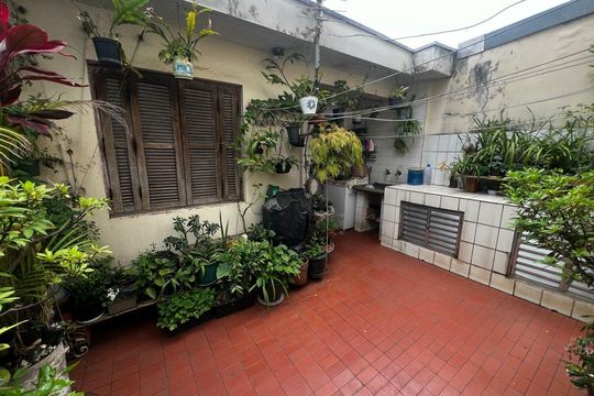Casa à venda com 2 quartos, 129m² em Jardim Aeroporto, São Paulo