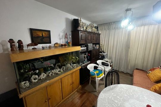 Casa à venda com 2 quartos, 129m² em Jardim Aeroporto, São Paulo