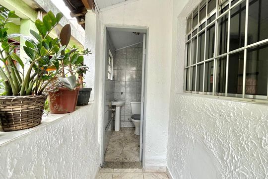 Entrada de casa para alugar com 2 quartos, 60m² em Parque Jabaquara, São Paulo