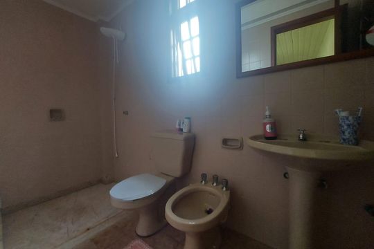 Casa à venda com 3 quartos, 221m² em São José, Novo Hamburgo