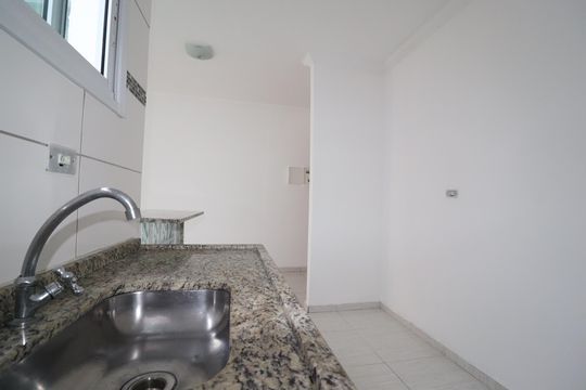 Cozinha de apartamento à venda com 2 quartos, 54m² em Jardim Paraiso, Santo André