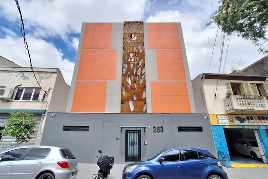 Fachada de kitnet/studio para alugar com 1 quarto, 20m² em Barra Funda, São Paulo