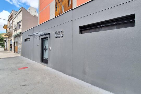Fachada de kitnet/studio para alugar com 1 quarto, 20m² em Barra Funda, São Paulo