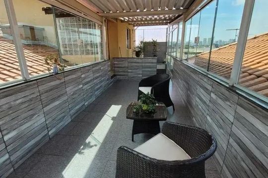 Casa à venda com 3 quartos, 130m² em Jardim Japao, São Paulo