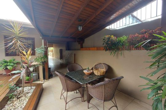 Casa à venda com 3 quartos, 180m² em Vila Nova, Novo Hamburgo