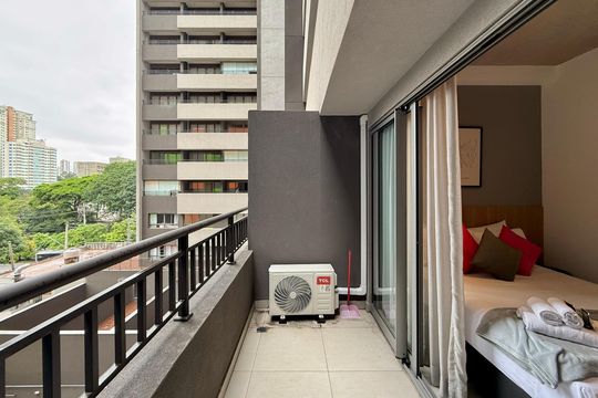 Sacada de kitnet/studio à venda com 0 quarto, 24m² em Santo Amaro, São Paulo