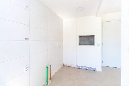 Cozinha de apartamento para alugar com 2 quartos, 60m² em Jardim Sabará, Porto Alegre