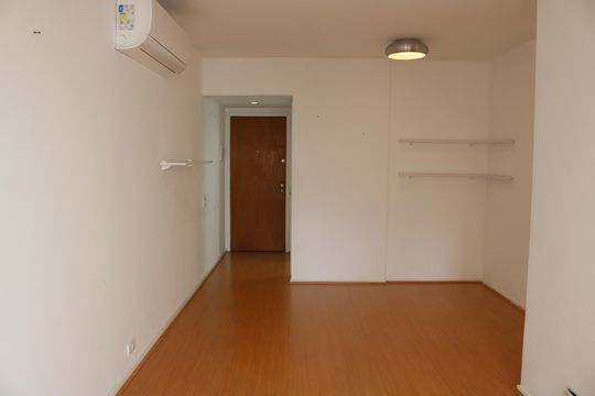 Sala de apartamento à venda com 2 quartos, 63m² em Perdizes, São Paulo