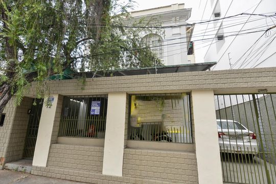 Fachada de casa para alugar com 7 quartos, 525m² em Vila Isabel, Rio de Janeiro