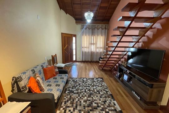 Casa para alugar com 3 quartos, 116m² em Petrópolis, Novo Hamburgo