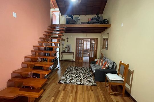 Casa para alugar com 3 quartos, 116m² em Petrópolis, Novo Hamburgo