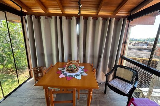 Casa para alugar com 3 quartos, 116m² em Petrópolis, Novo Hamburgo